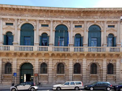 Palazzo Bevilacqua (Bevilacqua Palace)