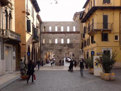 Corso e Porta Borsari (Borsari Gate and Street), Verona