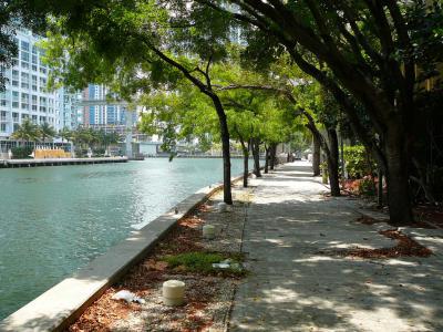 Miami Riverwalk, Miami