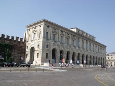 Palazzo della Gran Guardia (Gran Guardia Palace), Verona