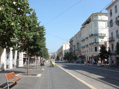Avenue Jean-Medecin, Nice