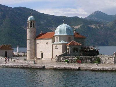 Gospa od Skrpjela (Our Lady of the Rocks), Kotor