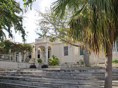 Hemingway's Finca Vigia House - Museum, Havana