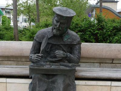 William Tyndale Statue, Bristol