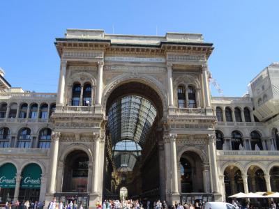 Galleria Vittorio Emanuele II (Vittorio Emanuele II Gallery), Milan
