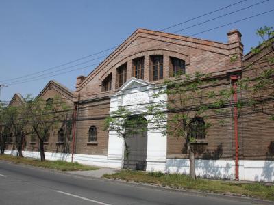 Vina Santa Carolina, Santiago