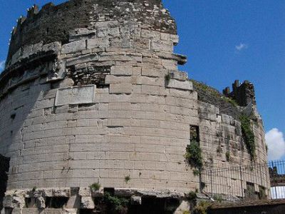 Tomba di Caecilia Metella (Tomb of Caecilia Metella), Rome