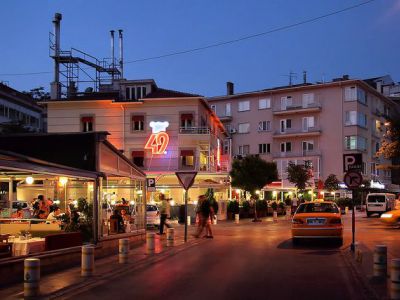 Tunalı Hilmi Avenue, Ankara