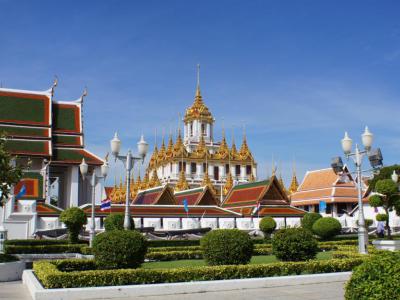 Wat Ratchanatdaram (Temple of the Royal Niece)