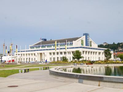 Museum of History & Industry (MOHAI)