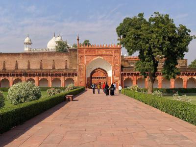 Moti Masjid, Agra