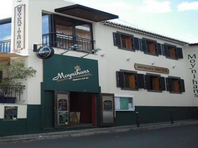 Moynihans, Funchal