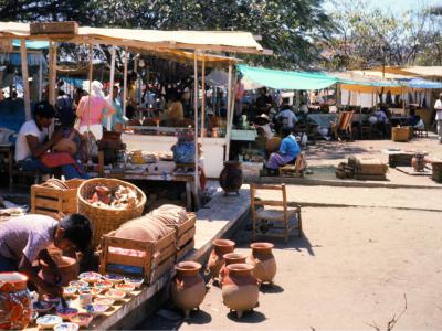 Mercado de Artesanias El Parazal (El Parazal Craft Market), Acapulco