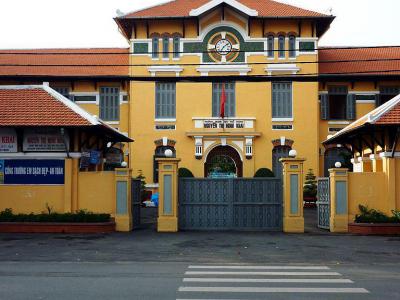 Nguyễn Thị Minh Khai High school, Saigon/HoChiMinh City