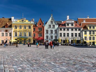 Raekoja Plats (Town Hall Square), Tallinn