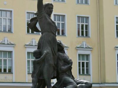 Memorial at the National Theatre, Tallinn