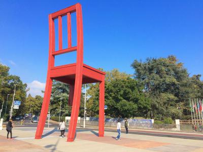 Broken Chair Sculpture, Geneva