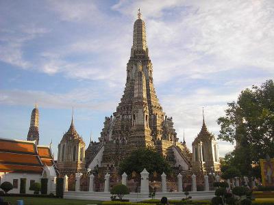 Wat Arun (Temple of Dawn)