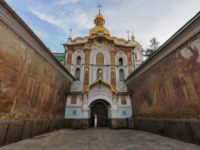 Gate Church of the Trinity, Kiev