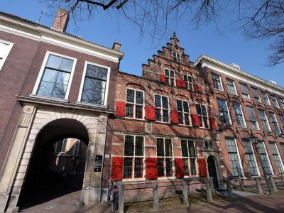 Pageshuis (Pages' House), Hague