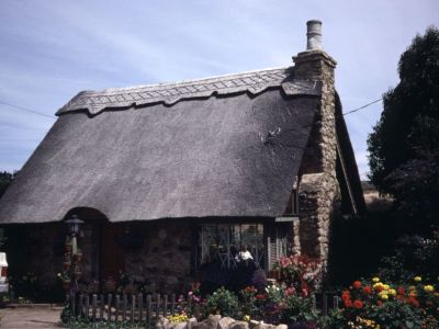 Fairy Tale Cottages of Hugh Comstock