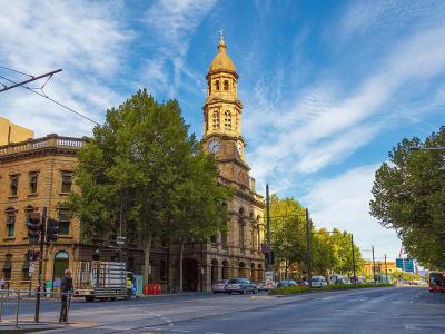 Adelaide Town Hall, Adelaide
