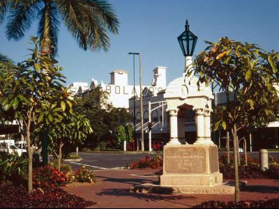 Dr EA Koch Memorial, Cairns