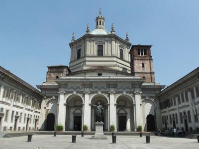 Basilica di San Lorenzo (Basilica of St. Lawrence - oldest church in Milan), Milan