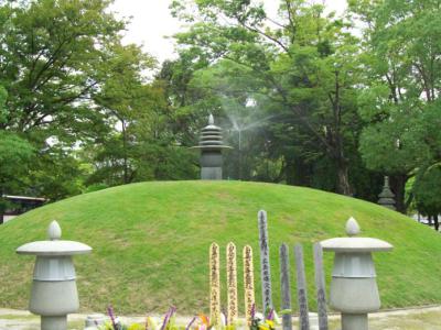 Atomic Bomb Memorial Burial Mound