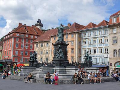 Hauptplatz (Main Square)