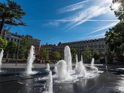 Square du General Charles de Gaulle (Charles-de-Gaulle Square), Toulouse