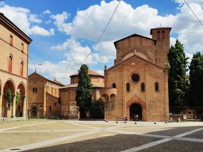 Santo Stefano (St. Stephen Complex), Bologna