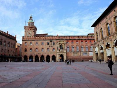 Piazza Maggiore (Main Square), Bologna
