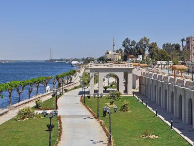 Corniche, Luxor