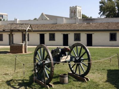 Sutter's Fort