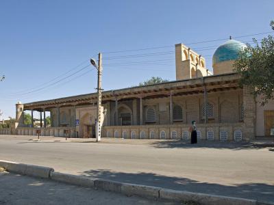Voliday Abdullazizkhan Madrasah, Bukhara