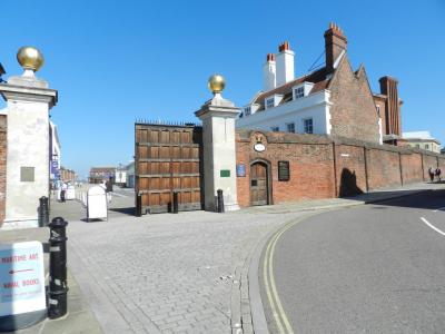 Victory Gate, Portsmouth
