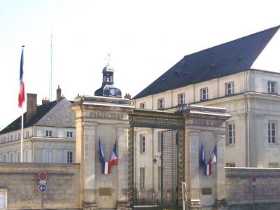 Préfecture de Tours, Tours