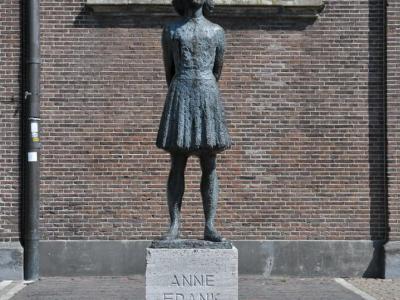Statue of Anne Frank, Utrecht