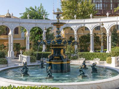 Philharmonic Garden, Baku