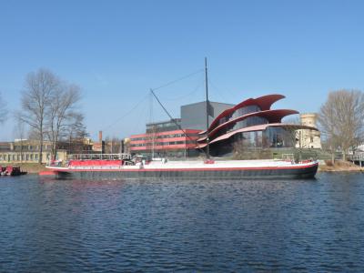 Theaterschiff Potsdam (Theater Ship Potsdam), Potsdam