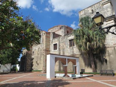 Plaza María de Toledo, Santo Domingo