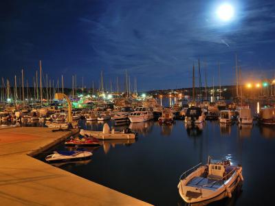 Marina Veruda, Pula