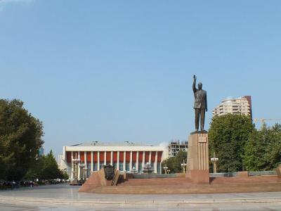 Heydar Aliyev Monument, Baku