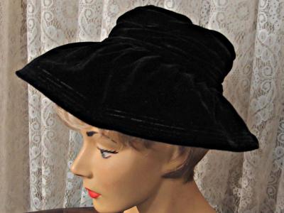 The Hat Museum, Portland