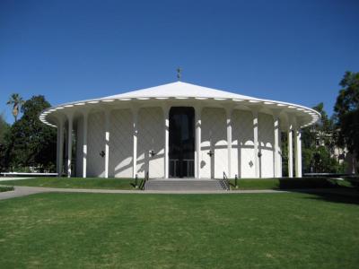 Beckman Auditorium, Pasadena