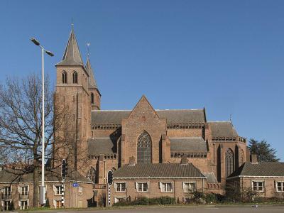 Saint Walburg's Church (Sint-Walburgisbasiliek), Arnhem