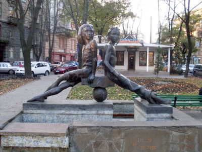 Petya und Gavrik Sculpture, Odessa