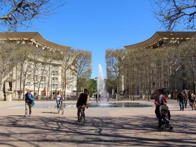 Place Du Nombre D'or (The Golden Number Plaza), Montpellier