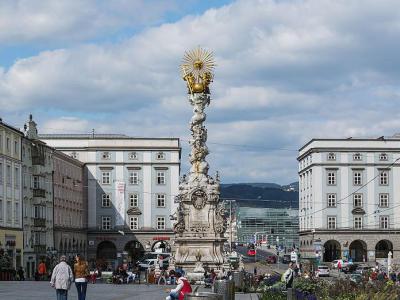 Trinity Column, Linz